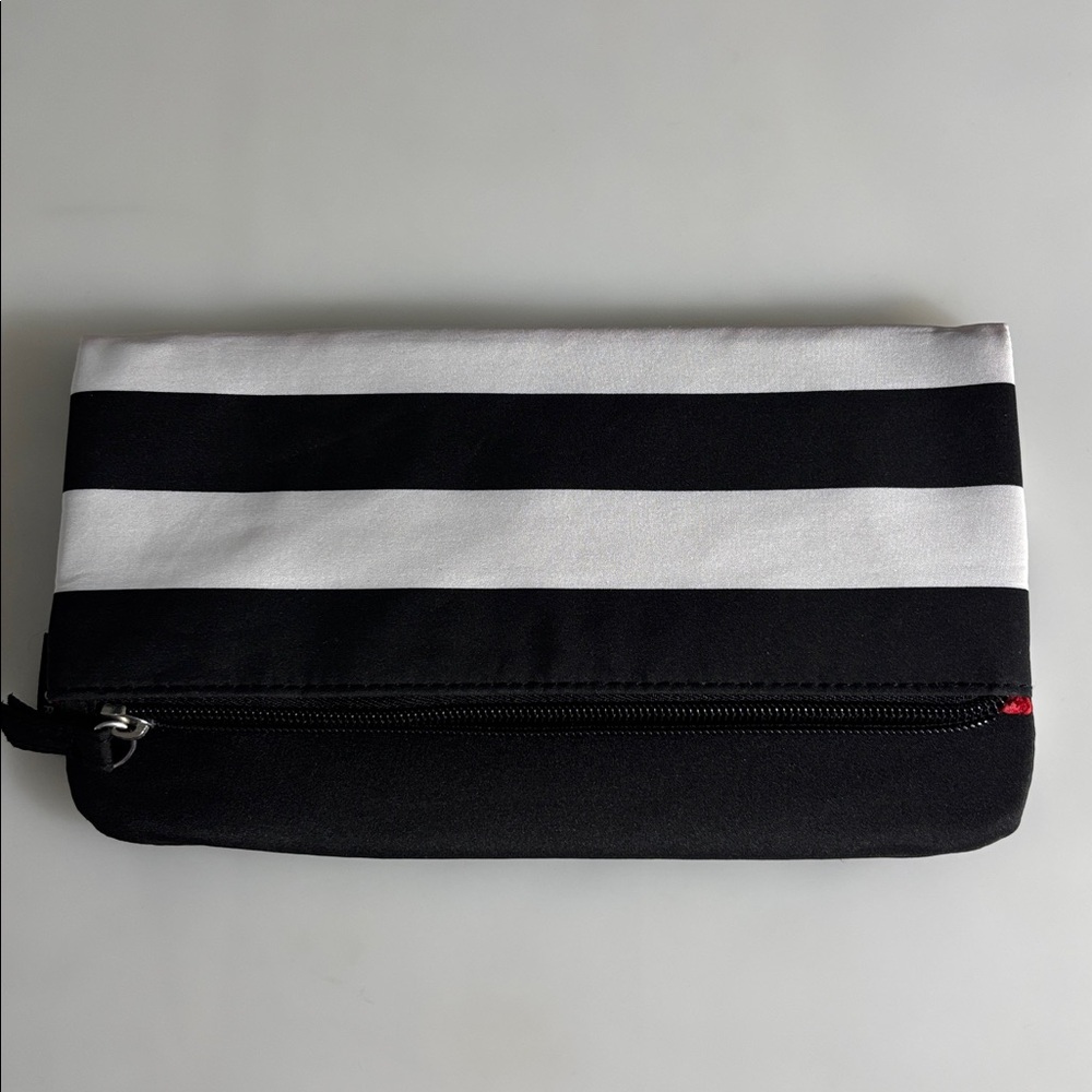 SEPHORA MAKE UP, COSMETICS BAG, black and white NWOT